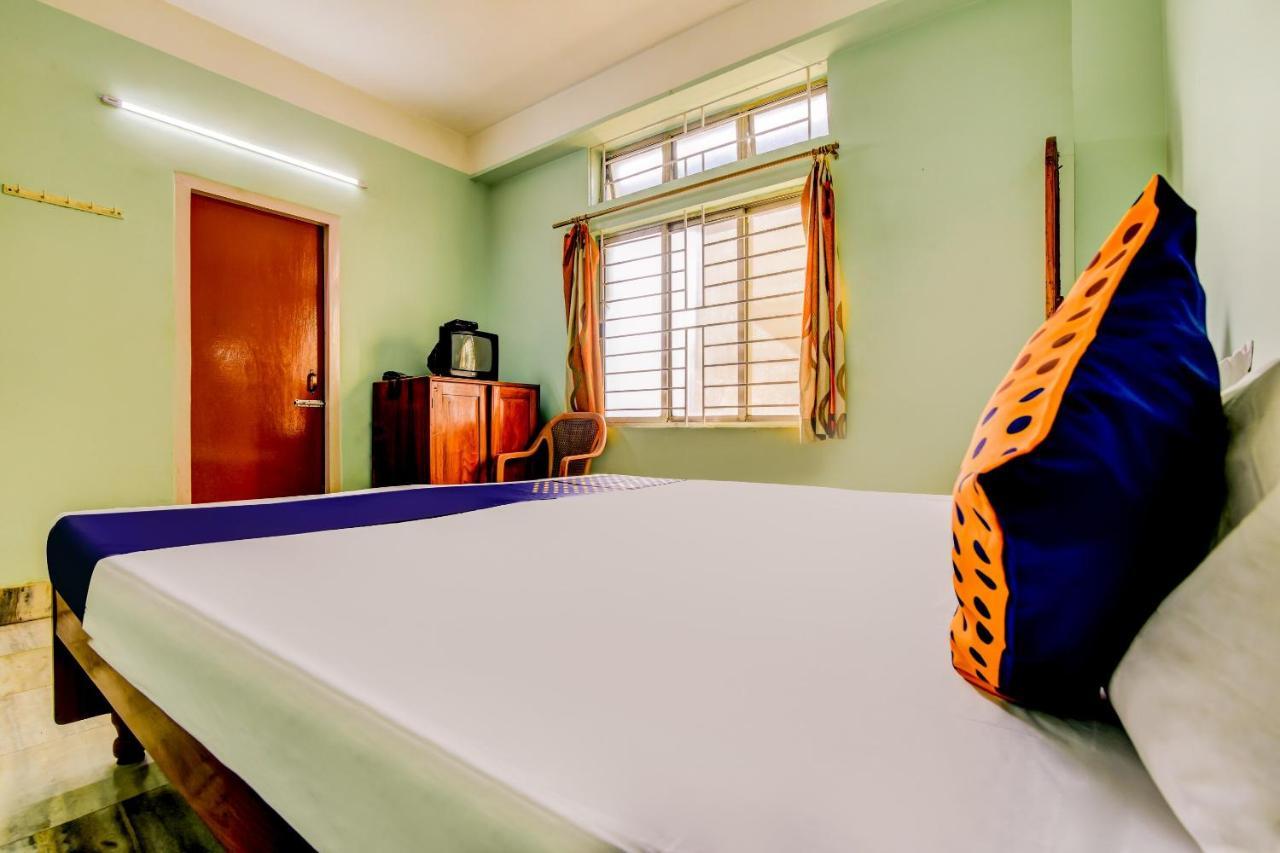 OYO 63538 Hotel Lotus 1 Khanapara Zimmer foto